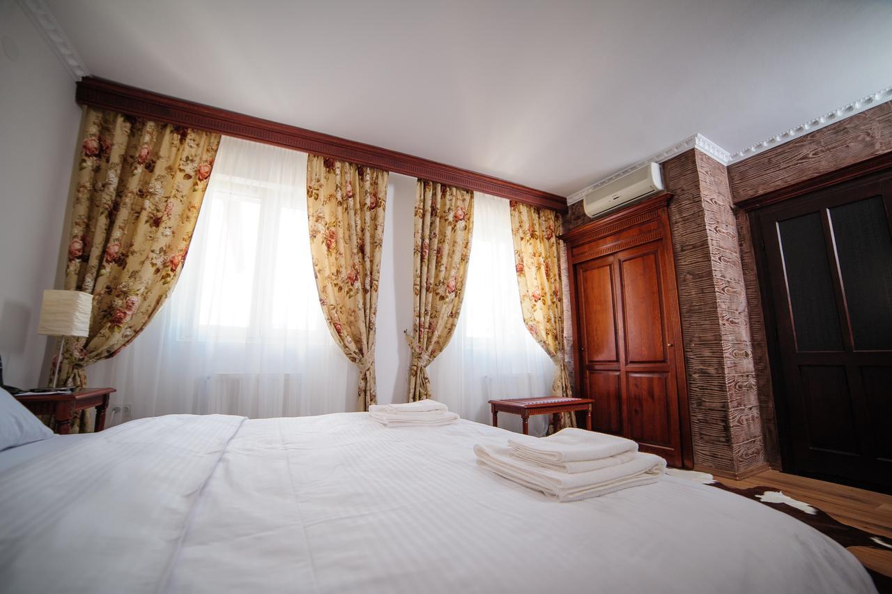 Hotel Gala Oradea Exterior foto
